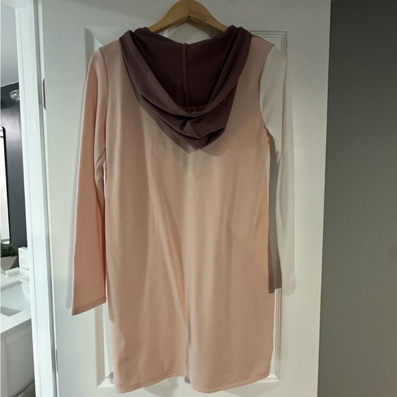 Colorblock Hoodie Dress - Picture 2 of 2